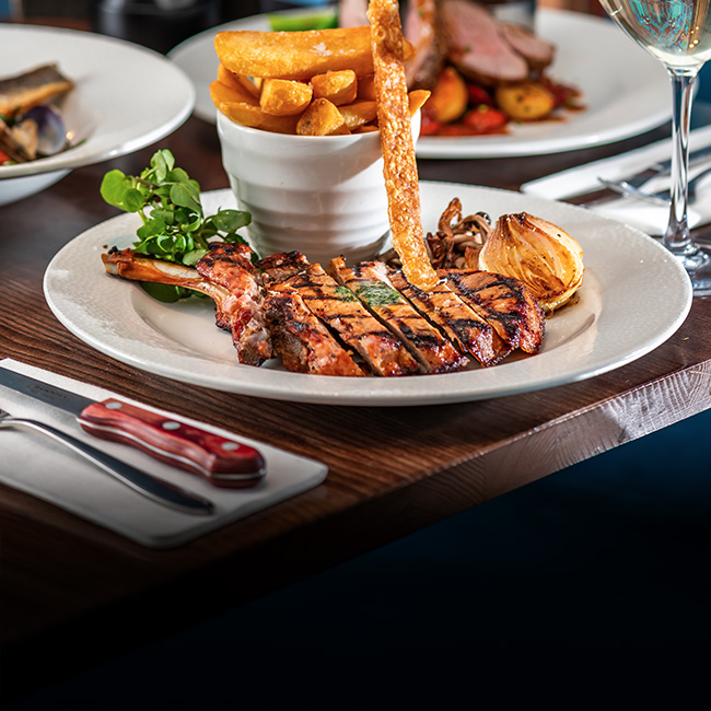 A La Carte menu at The Chilworth Arms