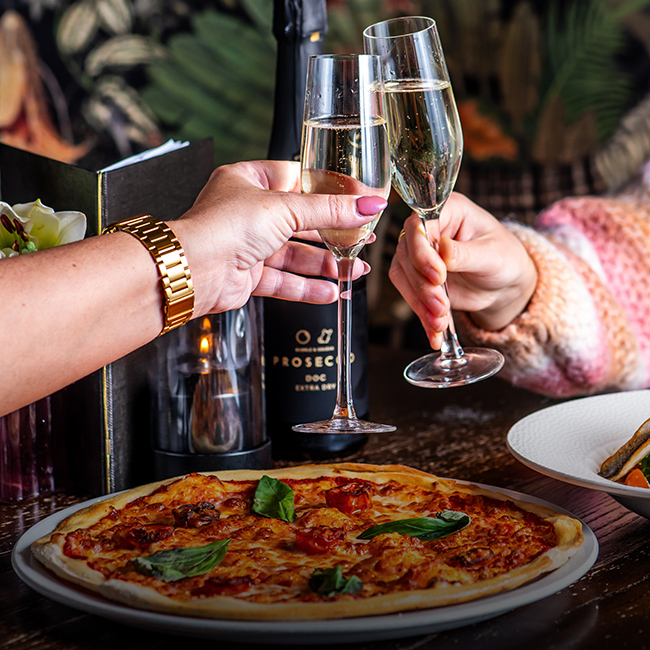 Wine & Drinks menu at The Chilworth Arms